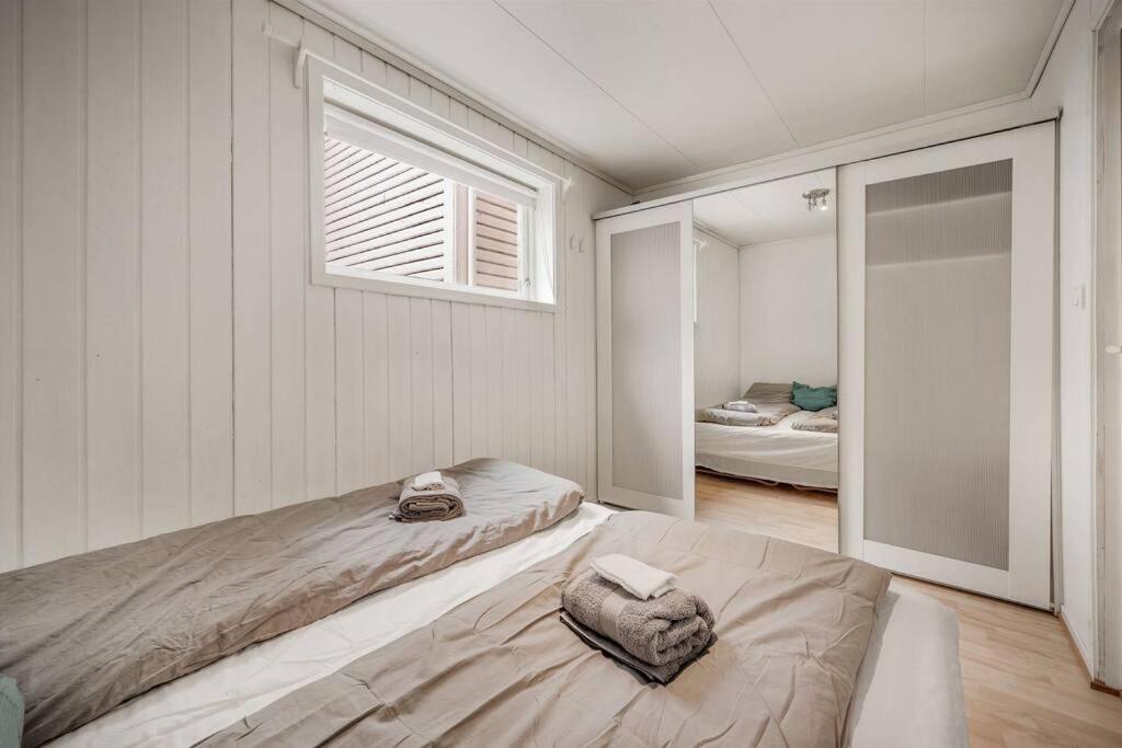 Dinbnb Homes I 4-Bedroom Historical House In Romantic Surroundings Bergen Exterior photo